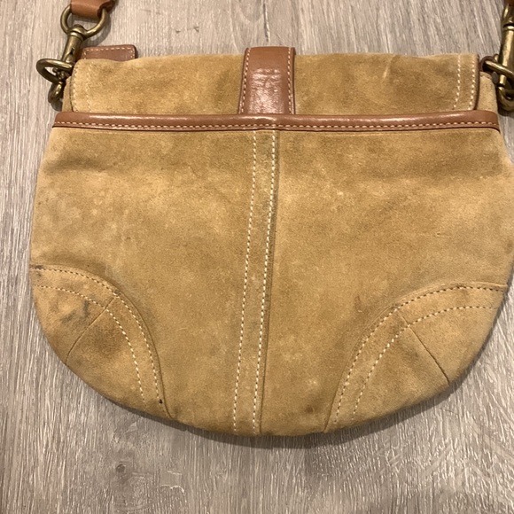 EUC Vintage Coach crossbody - Picture 2 of 7